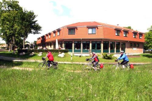 Nationalparkhotel Kranichrast Schwarzenhof Exterior photo